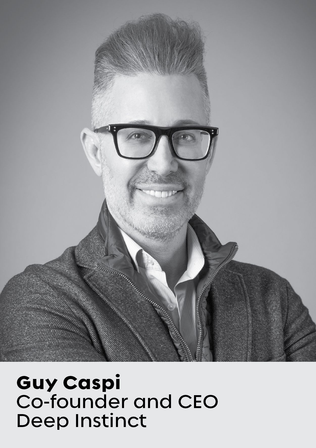 Foto in primo piano di Guy Caspi, cofondatore e CEO di Deep Instinct